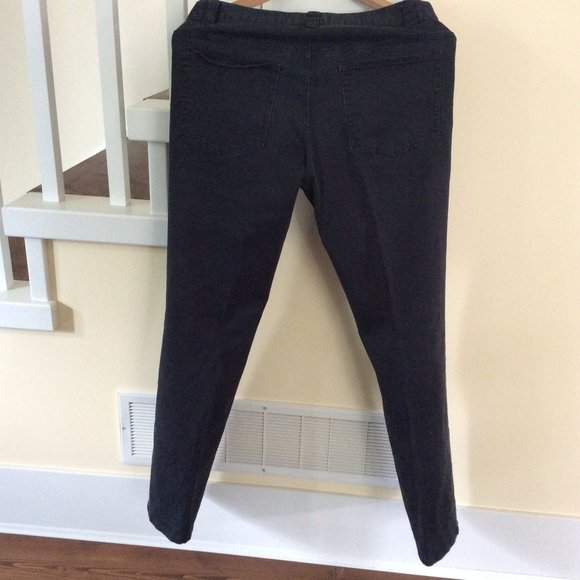3/$20: Kenneth Cole Reaction Black Jeans  30/32 - Picture 3 of 5